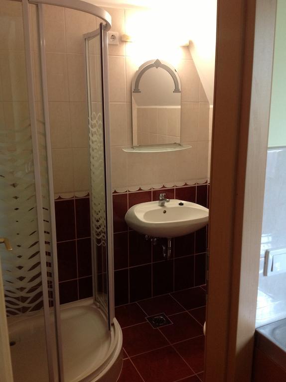 Majnar Villa Apartmanhaz Bogacs Room photo